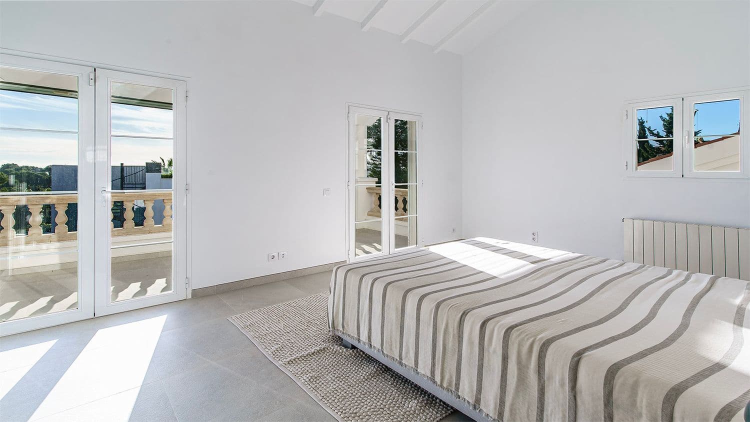 5 sypialnia Willa na sprzedaż w Santa Ponsa z basenem - 2 750 000 € (Ref: 9590836)