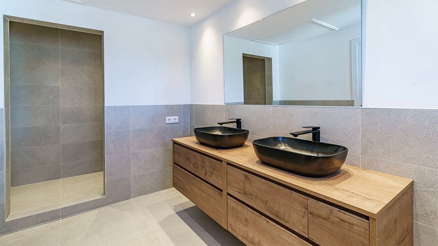 5 sypialnia Willa na sprzedaż w Santa Ponsa z basenem - 2 750 000 € (Ref: 9590836)