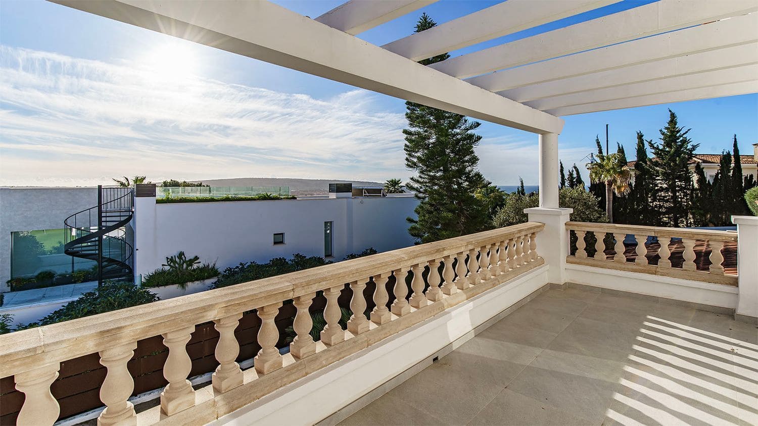 5 sypialnia Willa na sprzedaż w Santa Ponsa z basenem - 2 750 000 € (Ref: 9590836)