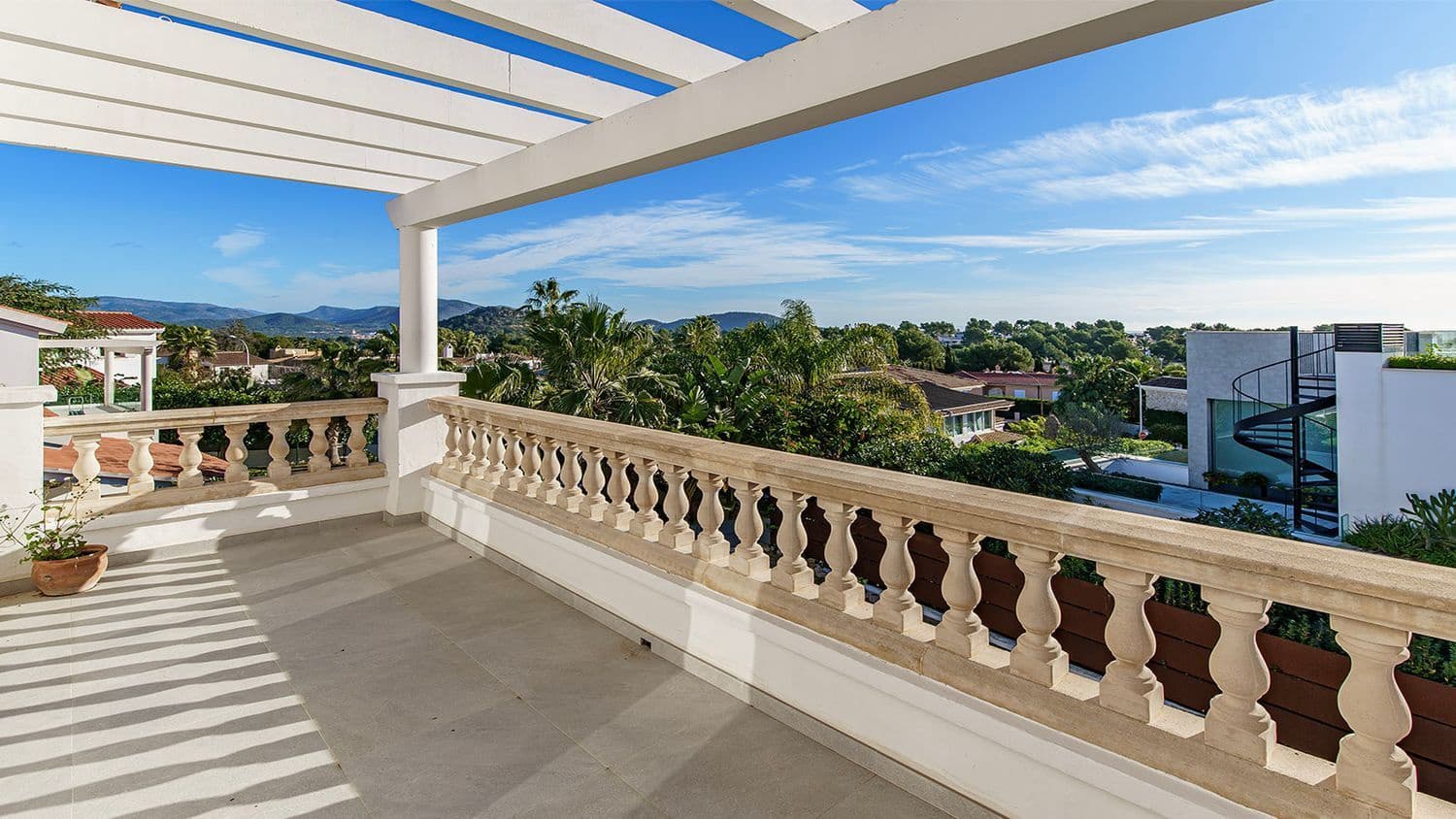 5 sypialnia Willa na sprzedaż w Santa Ponsa z basenem - 2 750 000 € (Ref: 9590836)