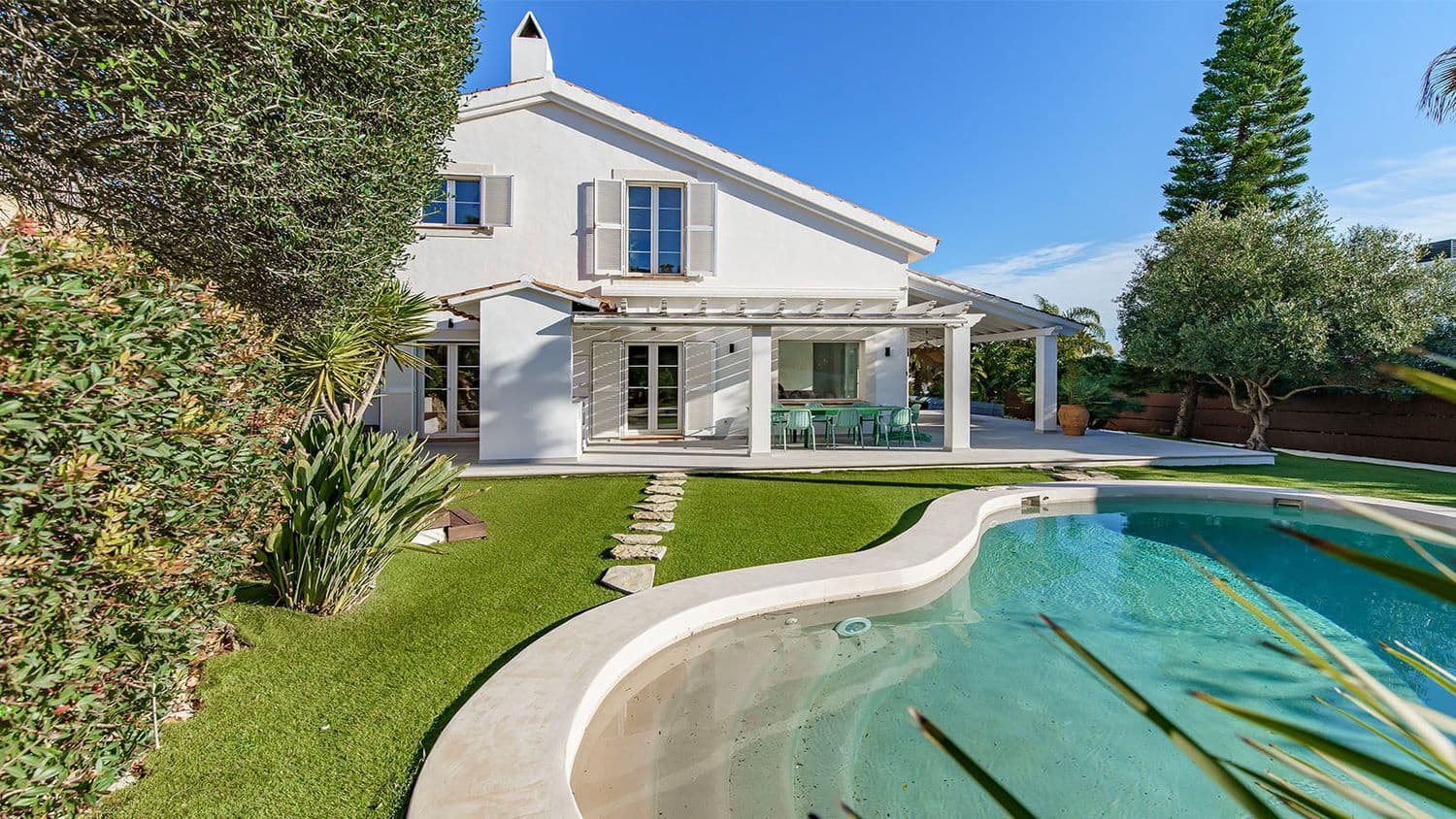 5 sypialnia Willa na sprzedaż w Santa Ponsa z basenem - 2 750 000 € (Ref: 9590836)