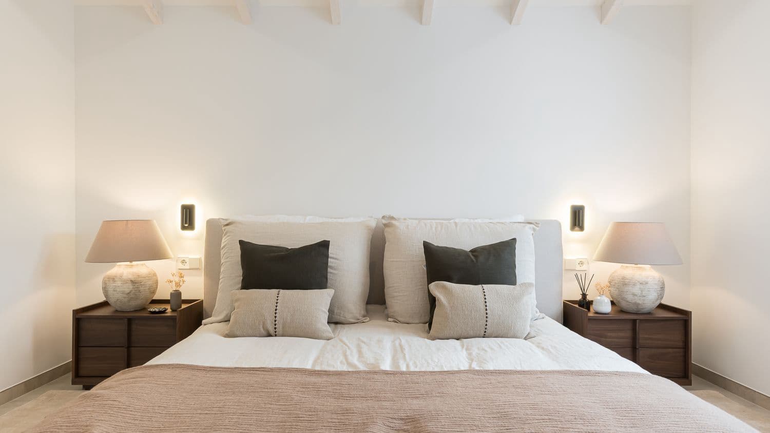 4 makuuhuone Huvila myytävänä paikassa Sol de Mallorca mukana uima-altaan - 1 995 000 € (Ref: 9601085)