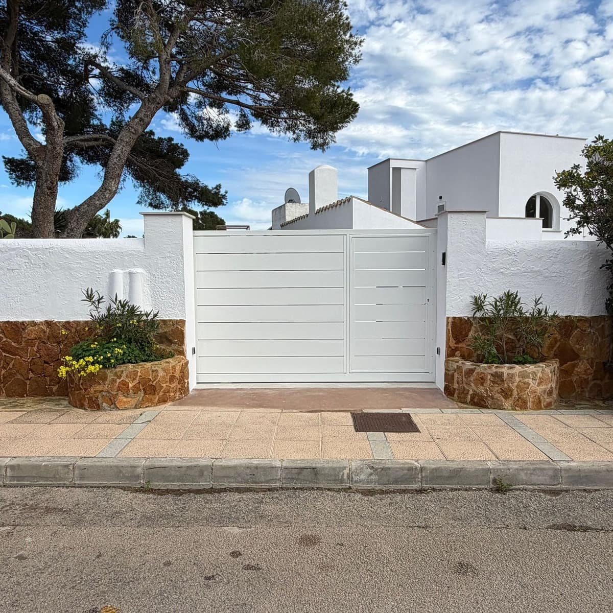 4 makuuhuone Huvila myytävänä paikassa Sol de Mallorca mukana uima-altaan - 1 995 000 € (Ref: 9601085)