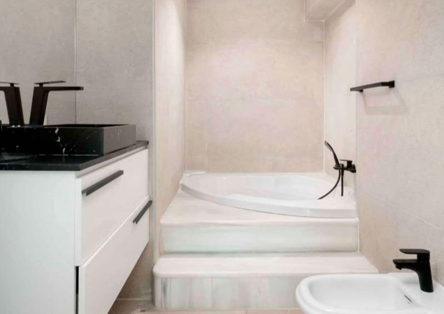 8 chambre Finca/Maison de Campagne à vendre à Binissalem avec piscine - 3 400 000 € (Ref: 9601086)