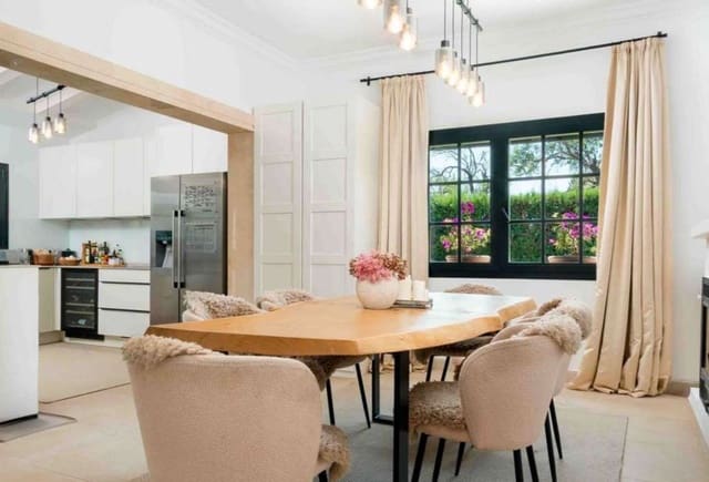 8 chambre Finca/Maison de Campagne à vendre à Binissalem avec piscine - 3 400 000 € (Ref: 9601086)