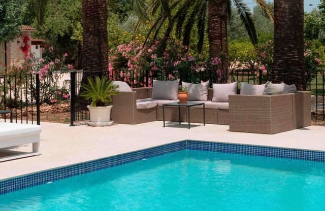 8 chambre Finca/Maison de Campagne à vendre à Binissalem avec piscine - 3 400 000 € (Ref: 9601086)