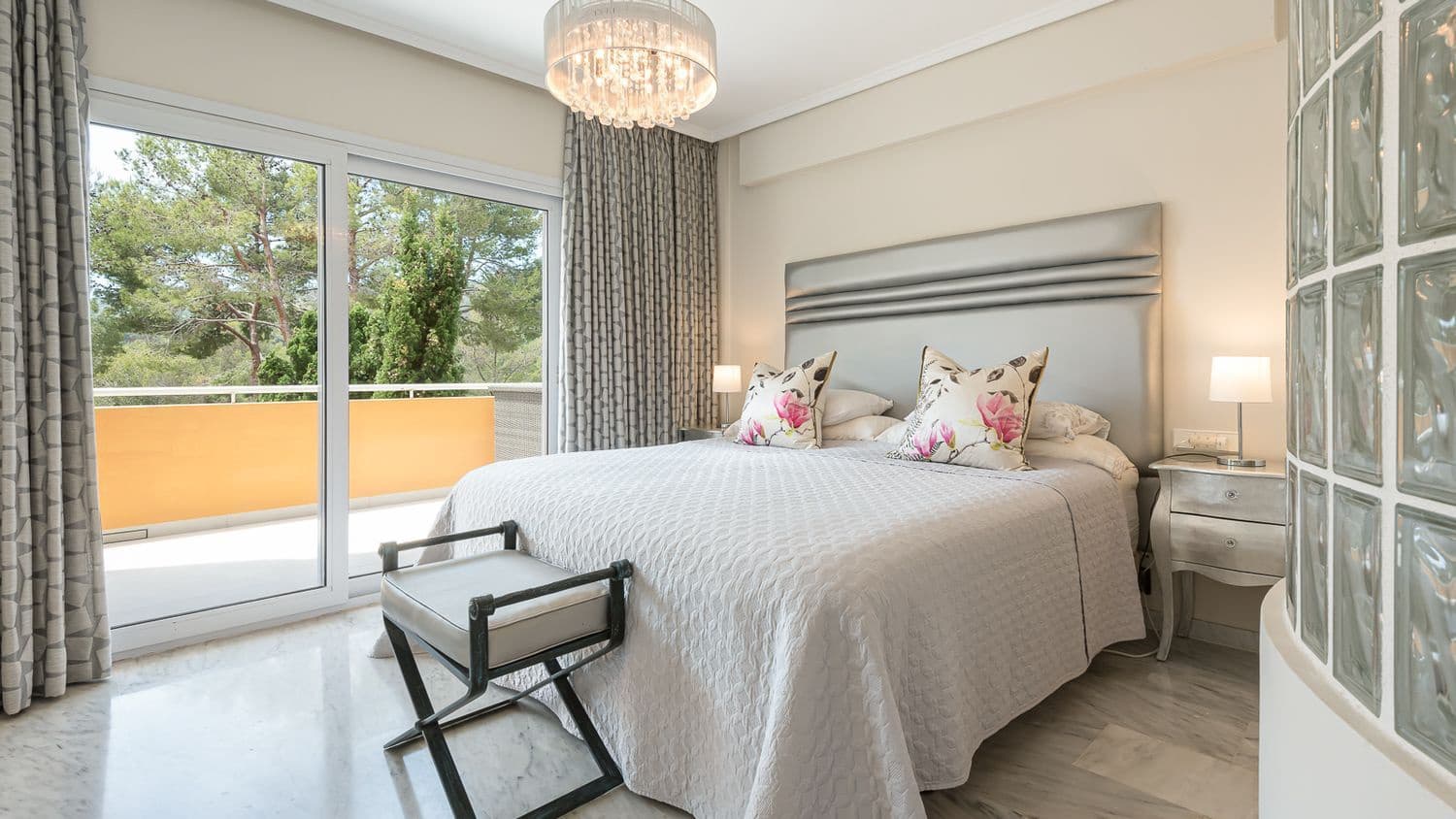 Apartamento de 3 habitaciones en Bendinat en venta con piscina - 699.950 € (Ref: 9615218)