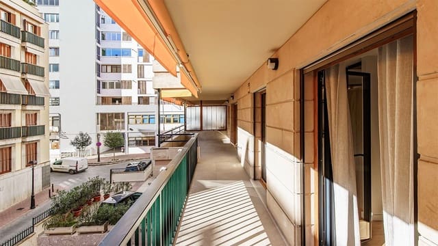 3 bedroom Apartment for sale in Jaume III, Palma de Mallorca - € 1,595,000 (Ref: 9618474)