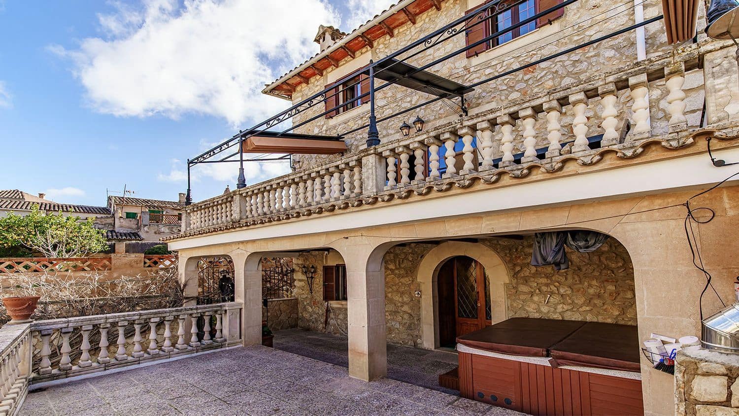 4 sovrum Villa till salu i Calvia - 1 200 000 € (Ref: 9629770)