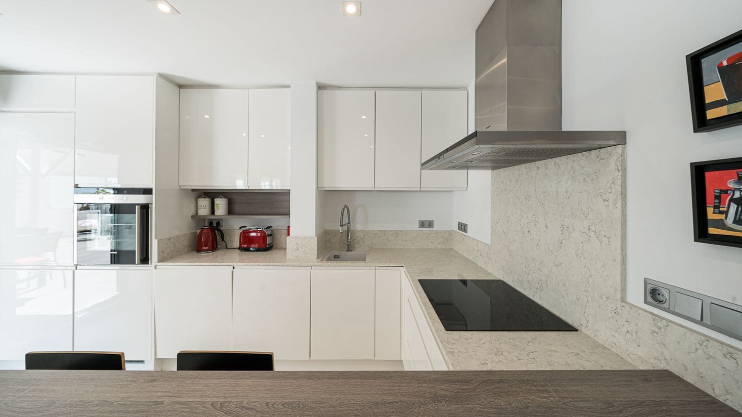 2 bedroom Apartment for sale in Palma de Mallorca - € 550,000 (Ref: 9639326)