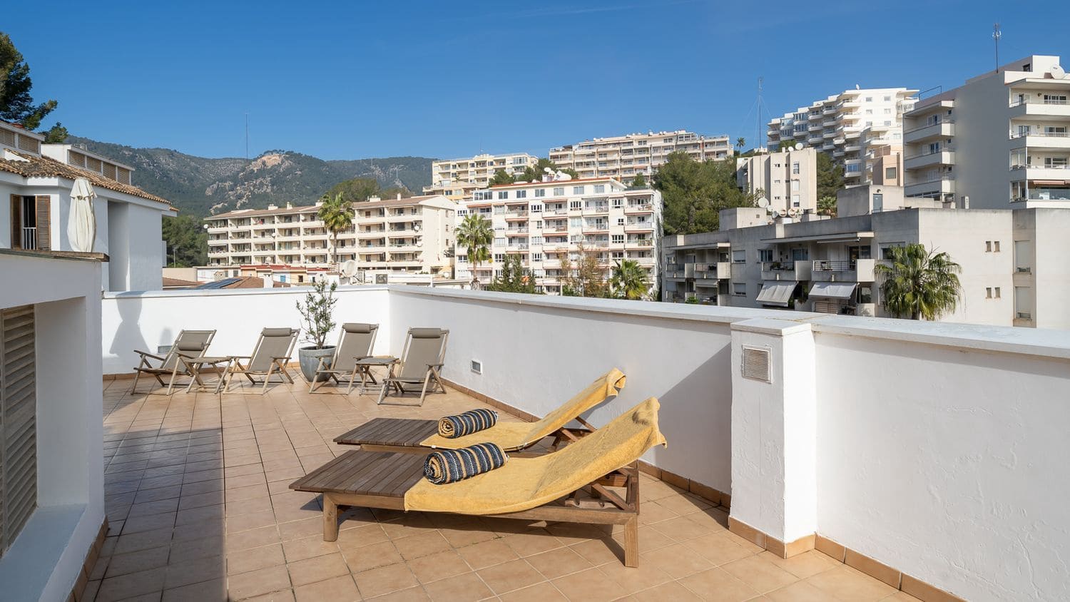 2 bedroom Penthouse for sale in Genova - € 1,150,000 (Ref: 9658463)