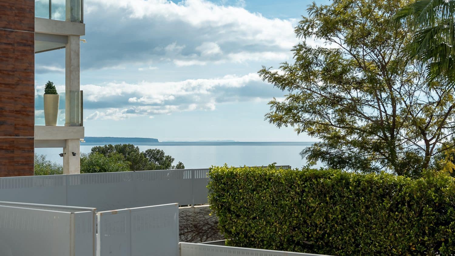 3 Zimmer Apartment zu verkaufen in Genova mit Pool - 799.000 € (Ref: 9677000)