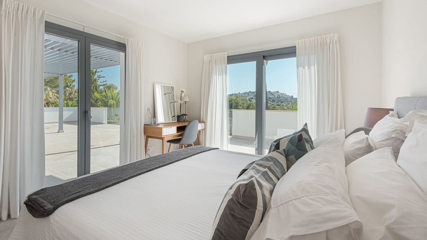 5 soverom Villa til salgs i Santa Ponsa med svømmebasseng - € 2 995 000 (Ref: 9679598)