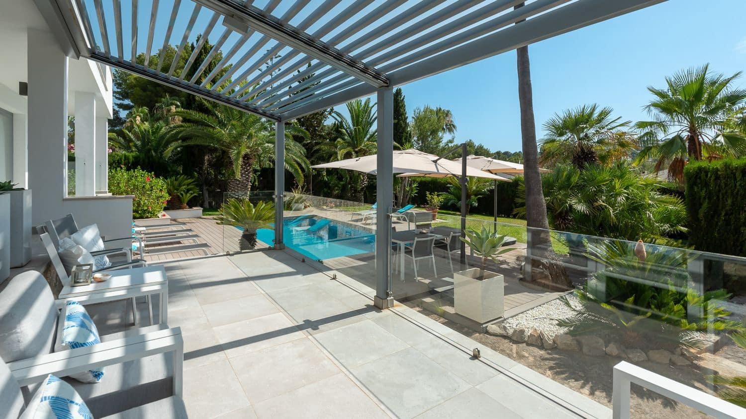 5 soverom Villa til salgs i Santa Ponsa med svømmebasseng - € 2 995 000 (Ref: 9679598)