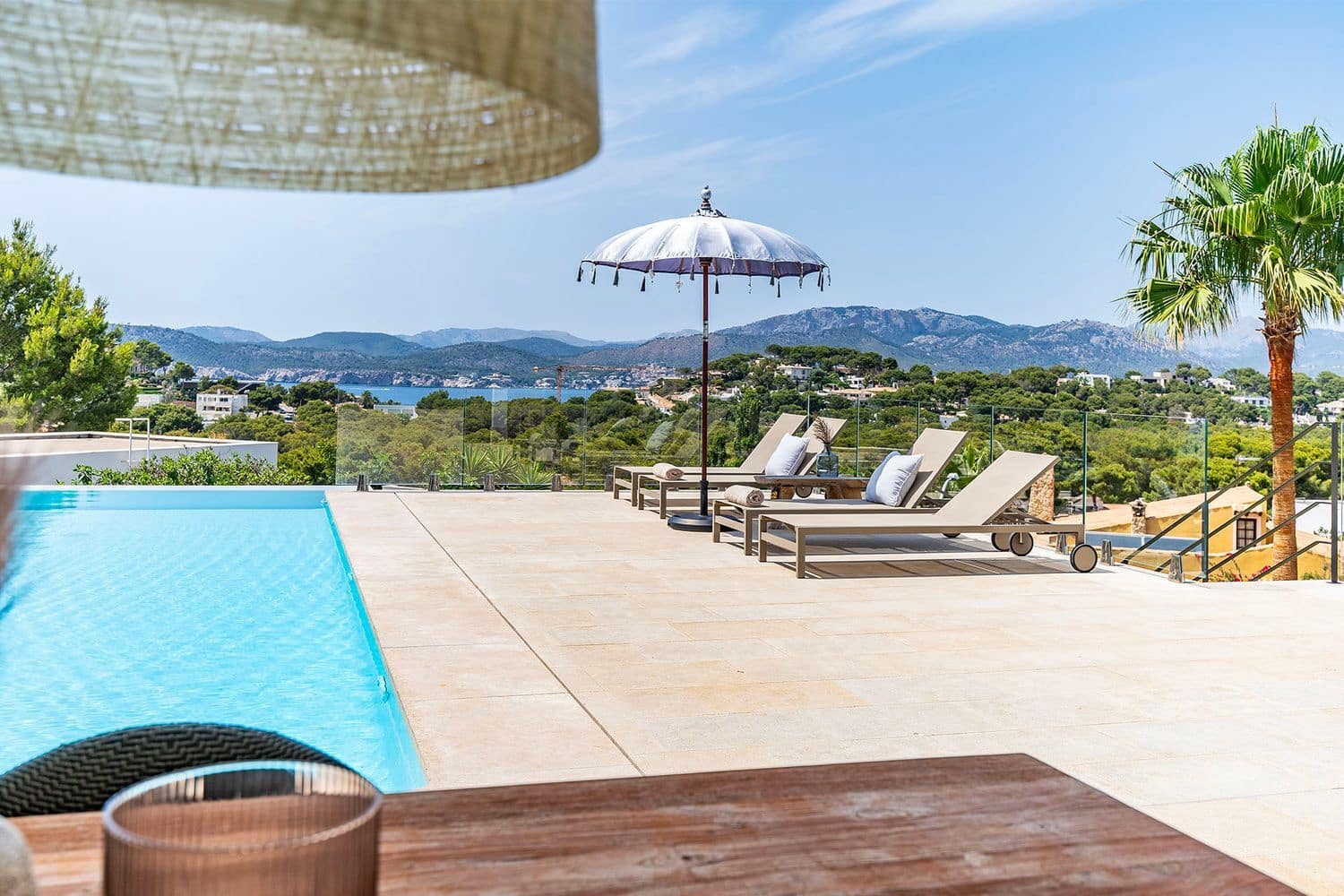 4 slaapkamer Villa te koop in Santa Ponsa met zwembad - € 7.390.000 (Ref: 9682398)