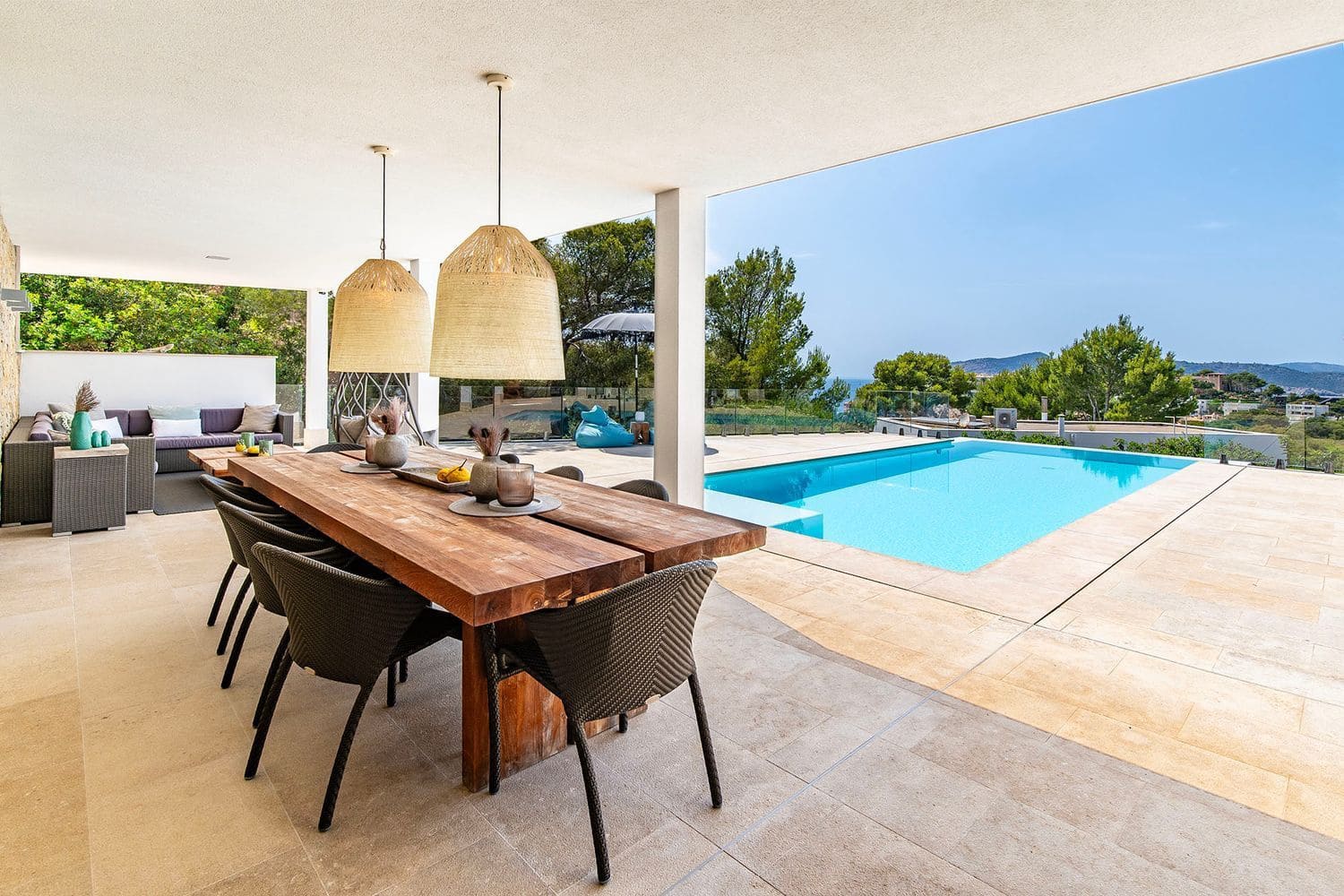 4 slaapkamer Villa te koop in Santa Ponsa met zwembad - € 7.390.000 (Ref: 9682398)