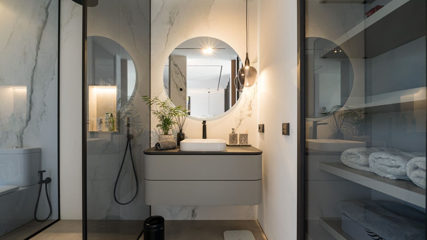 5 bedroom Villa for sale in Santa Ponsa with pool - € 5,500,000 (Ref: 9698122)