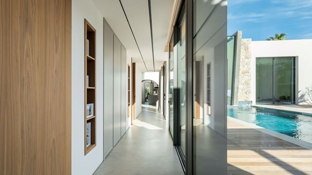 5 Zimmer Villa zu verkaufen in Santa Ponsa, Calvià mit Pool - 5.500.000 € (Ref: 9698122)