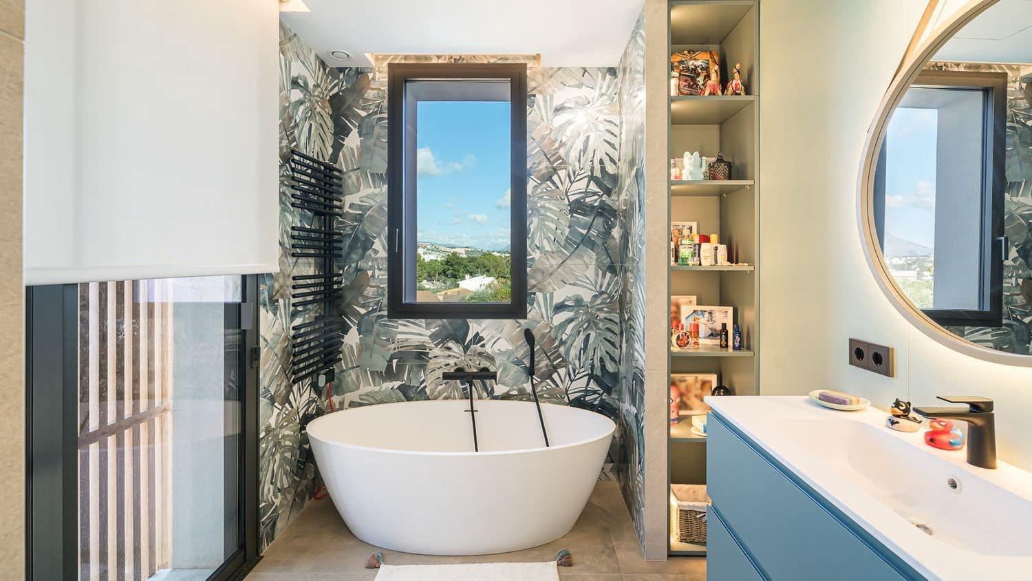 5 bedroom Villa for sale in Santa Ponsa with pool - € 5,500,000 (Ref: 9698122)