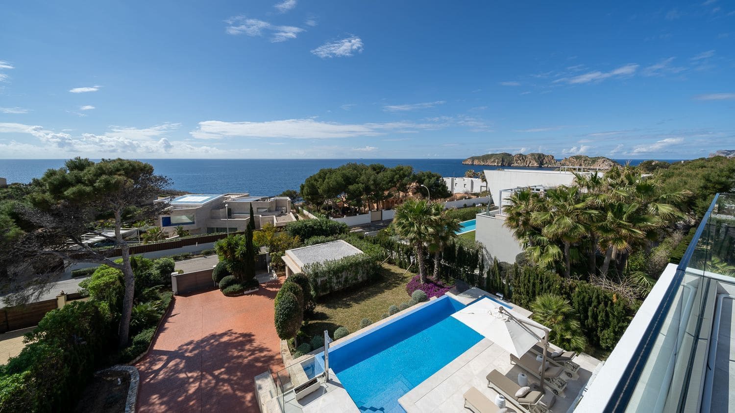 4 soveværelse Villa til salg i Santa Ponsa med swimmingpool - € 6.500.000 (Ref: 9698123)