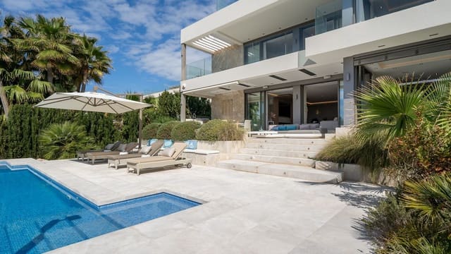 4 soveværelse Villa til salg i Santa Ponsa, Calvià med swimmingpool - € 6.500.000 (Ref: 9698123)