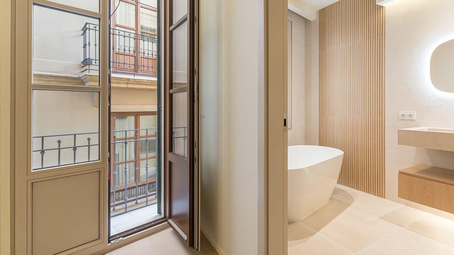 3 bedroom Apartment for sale in Palma de Mallorca - € 1,495,000 (Ref: 9701405)