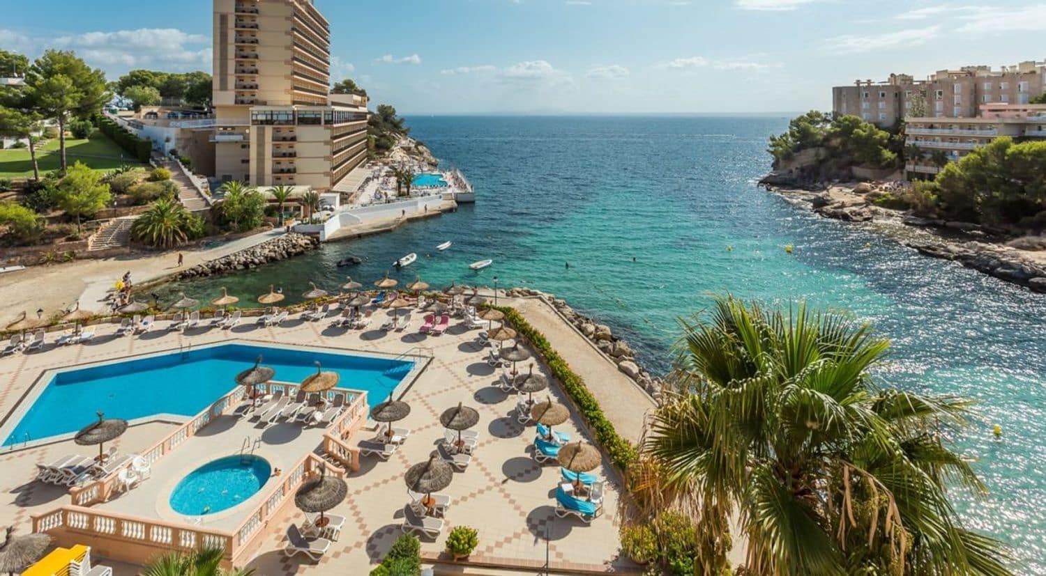 3 soveværelse Lejlighed til salg i Cala Vinyes / Cala Vinyas / Cala Vinas med swimmingpool - € 650.000 (Ref: 9701406)