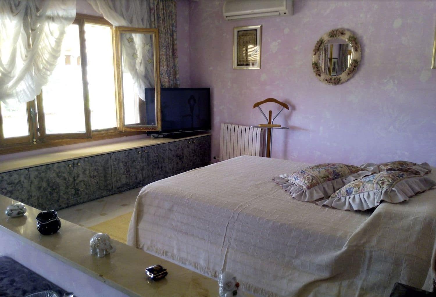 5 bedroom Villa for sale in Santa Ponsa with pool - € 2,900,000 (Ref: 9730182)