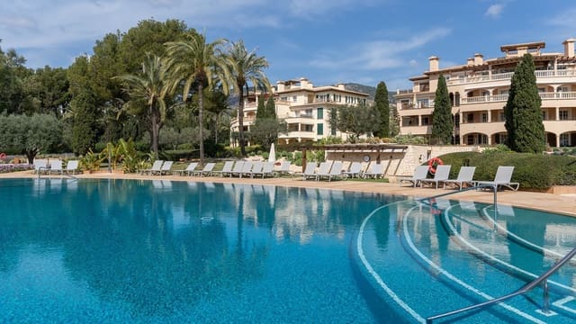 1 quarto Apartamento para venda em Palmanova, Calvià com piscina - 2 250 000 € (Ref: 9738415)