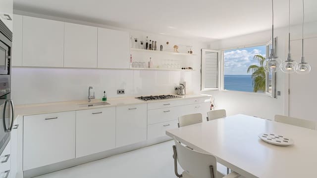 Ático de 2 habitaciones en Genova, Palma de Mallorca en venta - 1.900.000 € (Ref: 9741647)