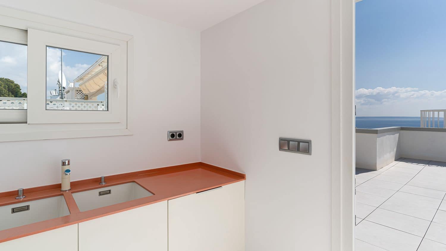 2 sypialnia Penthouse na sprzedaż w Genova - 1 900 000 € (Ref: 9741647)