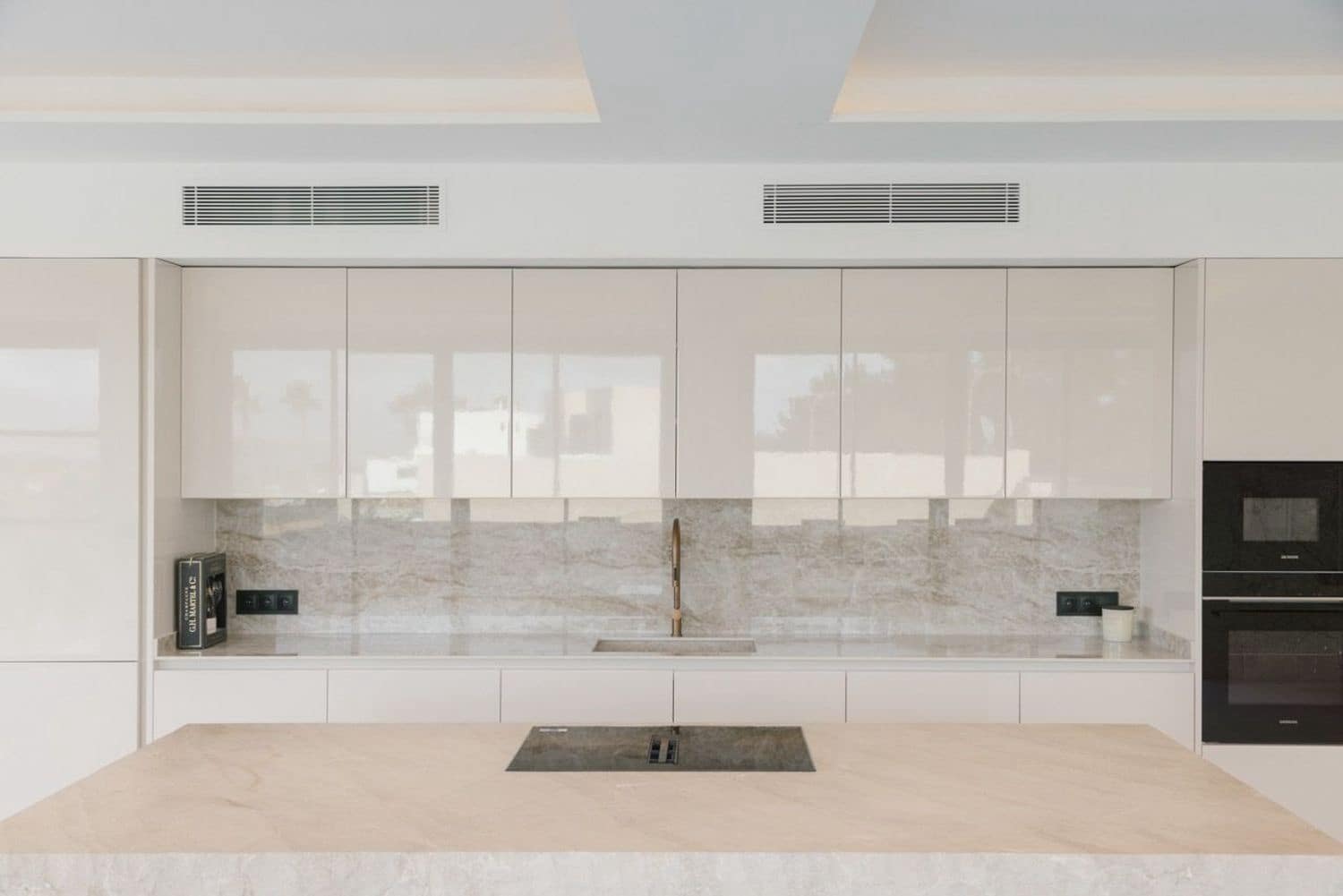 2 slaapkamer Villa te koop in Son Ferriol - € 2.400.000 (Ref: 9744102)