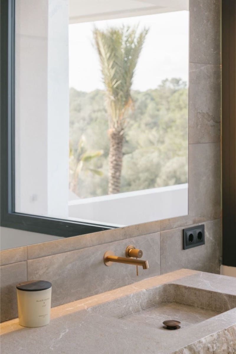 2 slaapkamer Villa te koop in Son Ferriol - € 2.400.000 (Ref: 9744102)