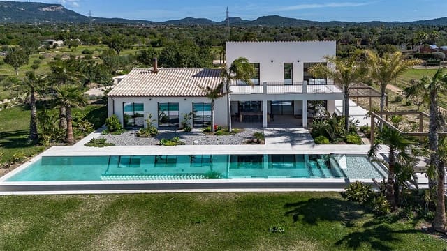 Chalet de 3 habitaciones en Llucmajor en venta con piscina - 6.300.000 € (Ref: 9744103)