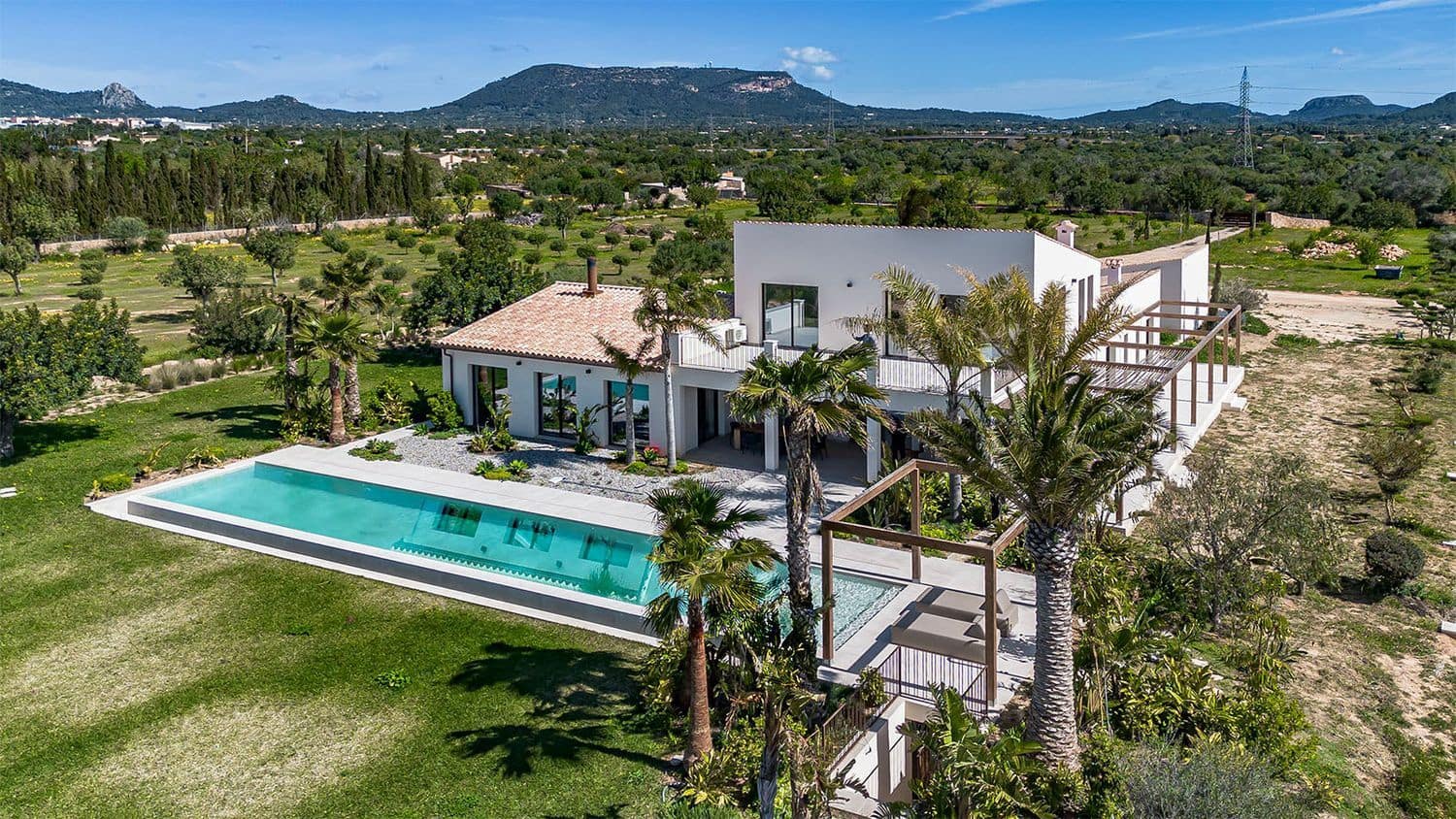 Chalet de 3 habitaciones en Llucmajor en venta con piscina - 6.300.000 € (Ref: 9744103)