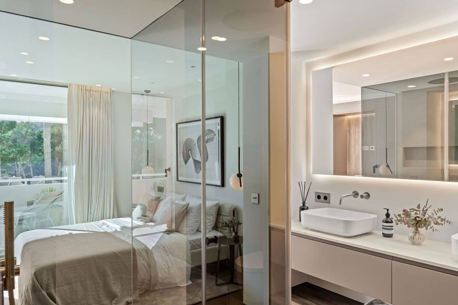 3 bedroom Apartment for sale in Bendinat with pool - € 1,495,000 (Ref: 9745257)