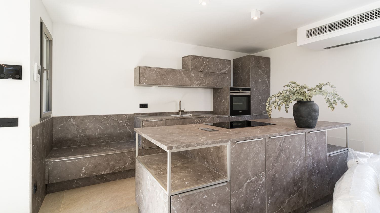 3 bedroom Villa for sale in El Toro / Port Adriano with pool - € 1,750,000 (Ref: 9775938)