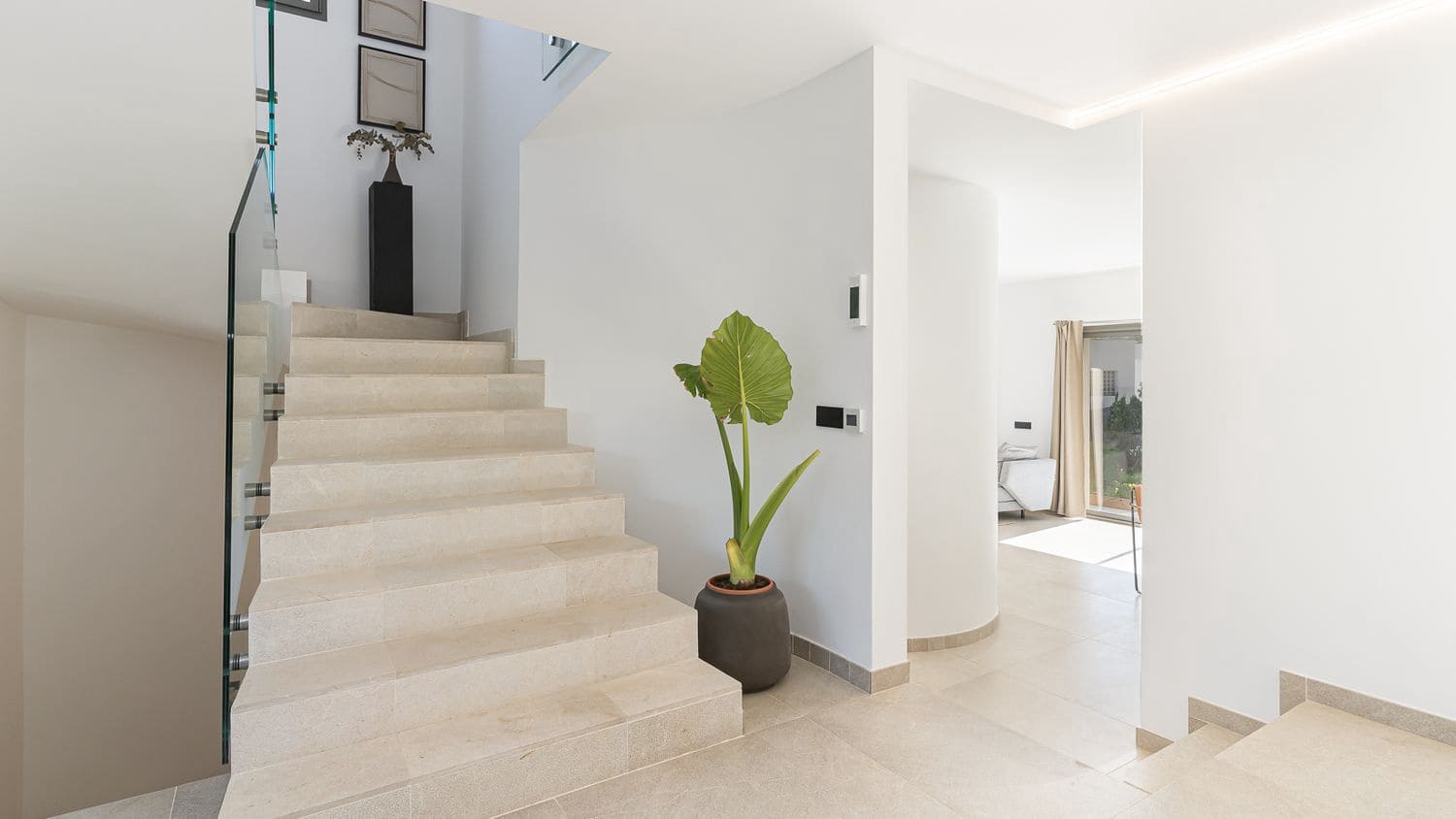 3 bedroom Villa for sale in El Toro / Port Adriano with pool - € 1,750,000 (Ref: 9775938)