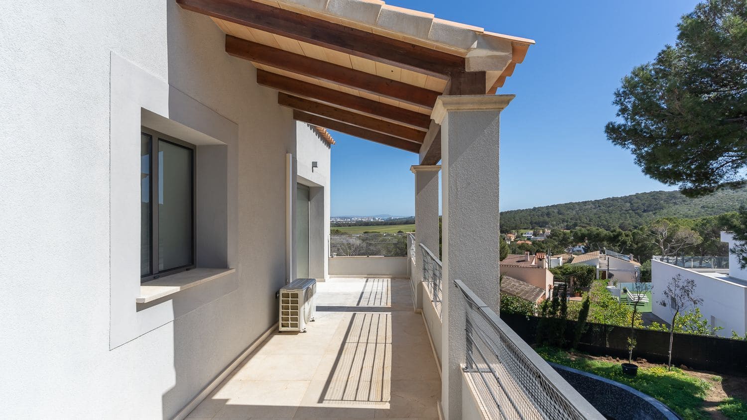 3 bedroom Villa for sale in El Toro / Port Adriano with pool - € 1,750,000 (Ref: 9775938)