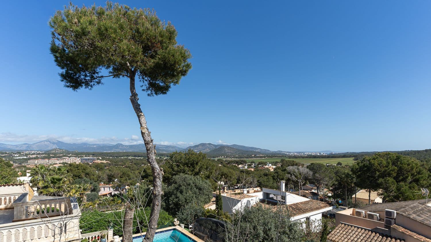 3 bedroom Villa for sale in El Toro / Port Adriano with pool - € 1,750,000 (Ref: 9775938)