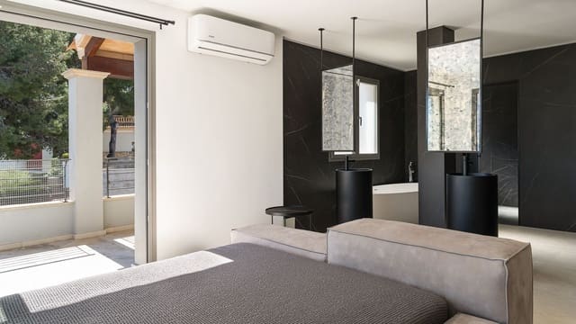 3 sovrum Villa till salu i El Toro / Port Adriano, Calvià med pool - 1 750 000 € (Ref: 9775938)