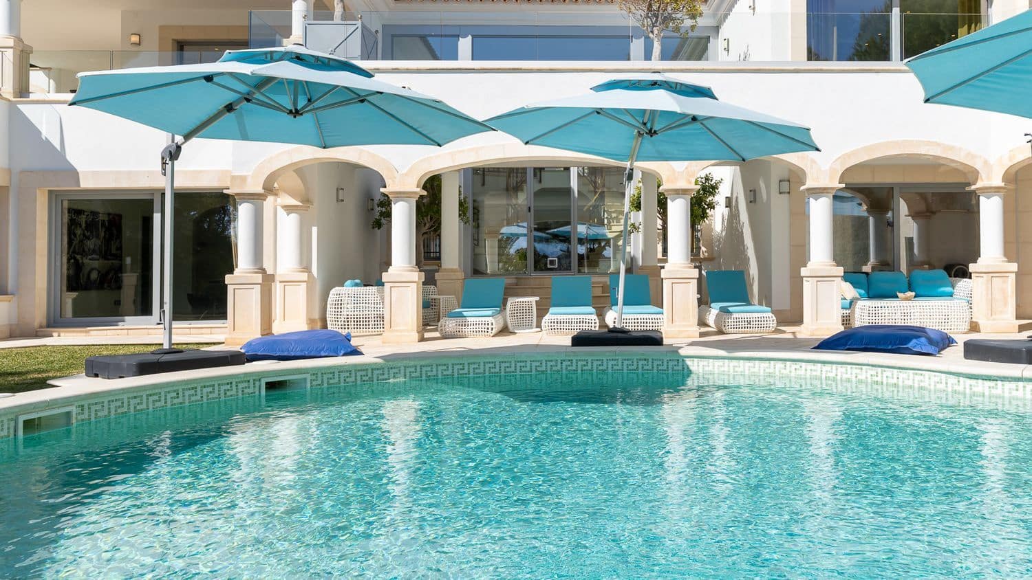 7 bedroom Villa for sale in Costa de la Calma with pool - € 6,950,000 (Ref: 9777922)