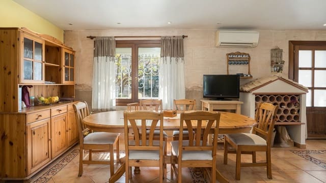 6 soveværelse Villa til salg i Palmanova, Calvià med swimmingpool - € 1.795.000 (Ref: 9827125)
