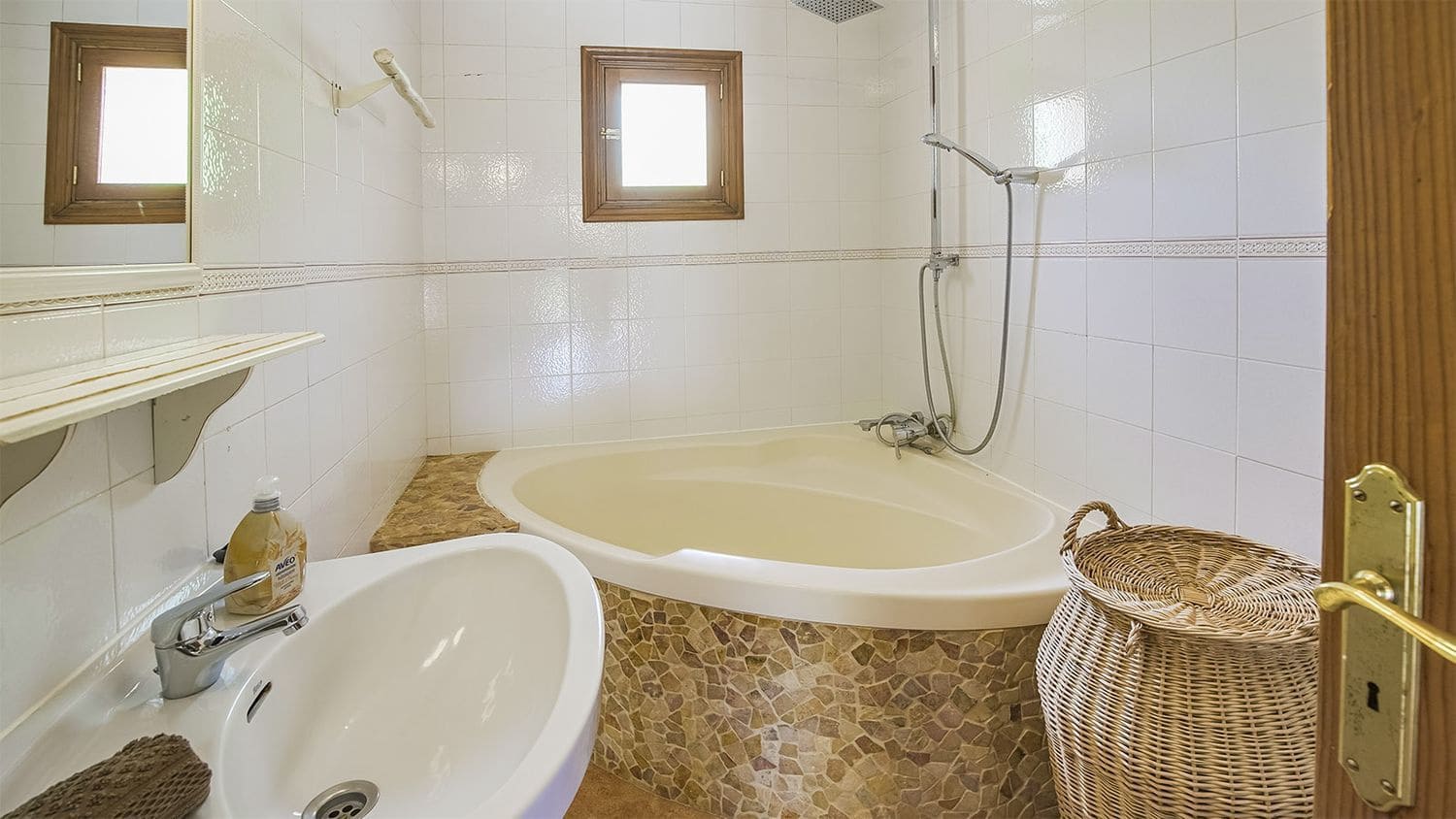 3 bedroom Villa for sale in Felanitx with pool - € 890,000 (Ref: 9839004)