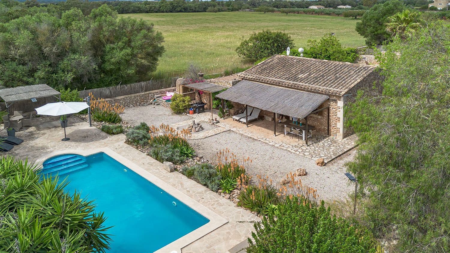 3 bedroom Villa for sale in Felanitx with pool - € 890,000 (Ref: 9839004)