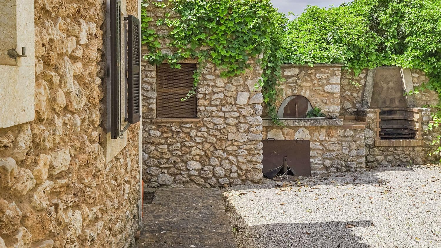 3 bedroom Villa for sale in Felanitx with pool - € 890,000 (Ref: 9839004)