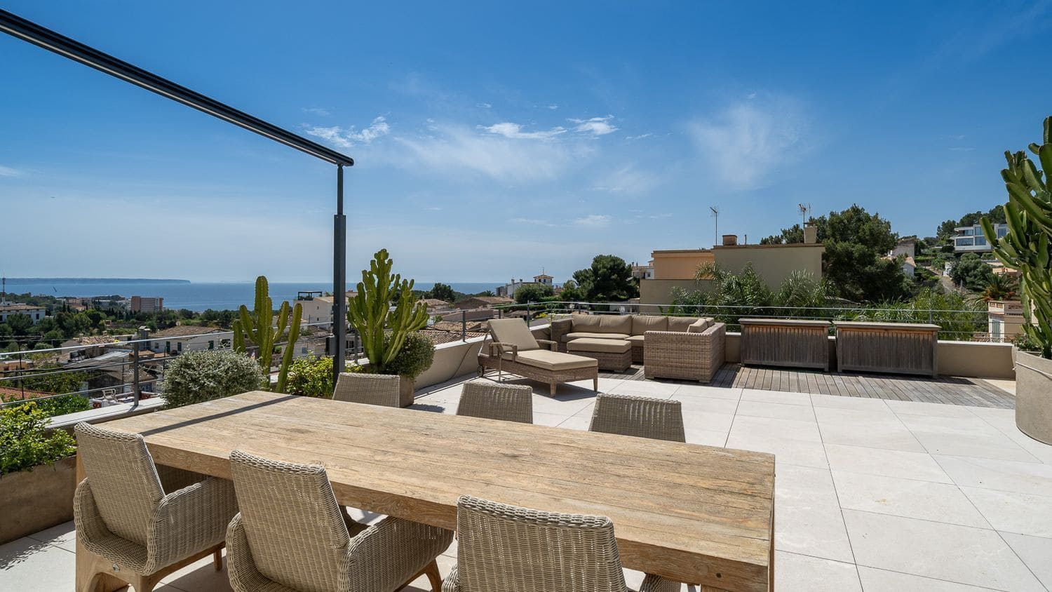4 bedroom Villa for sale in Genova with pool - € 4,200,000 (Ref: 9839005)