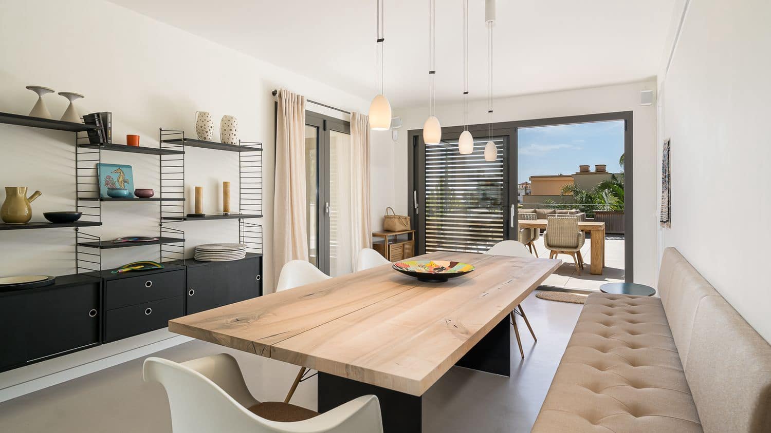 4 bedroom Villa for sale in Genova with pool - € 4,200,000 (Ref: 9839005)