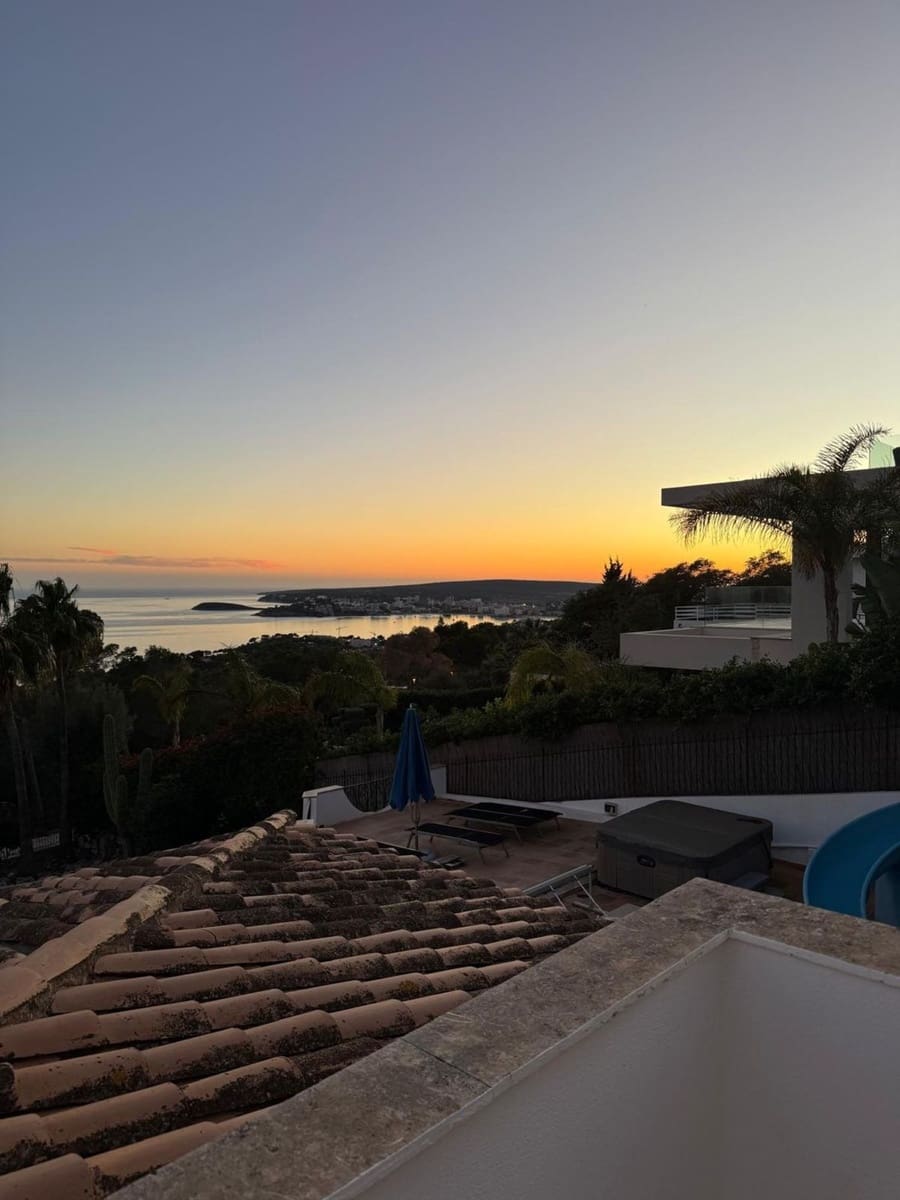 4 bedroom Villa for sale in Costa d'en Blanes with pool - € 4,650,000 (Ref: 9839006)