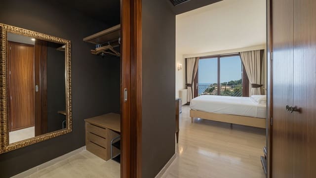 3 soveværelse Penthouse til salg i Sol de Mallorca, Calvià med swimmingpool - € 2.800.000 (Ref: 9842689)